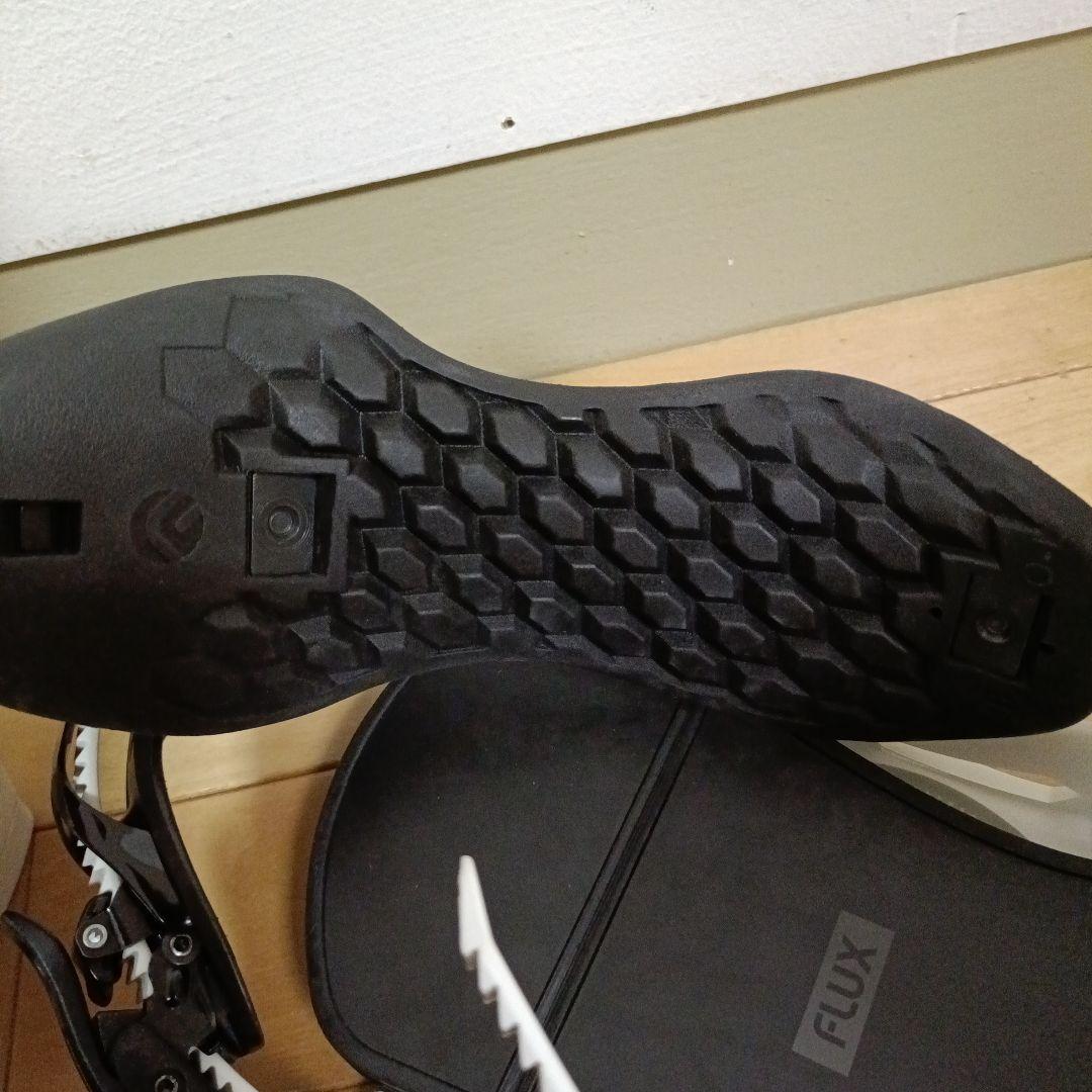 中古　23-24年　FLUX DS ビンディング Mサイズ ホワイト グラトリ