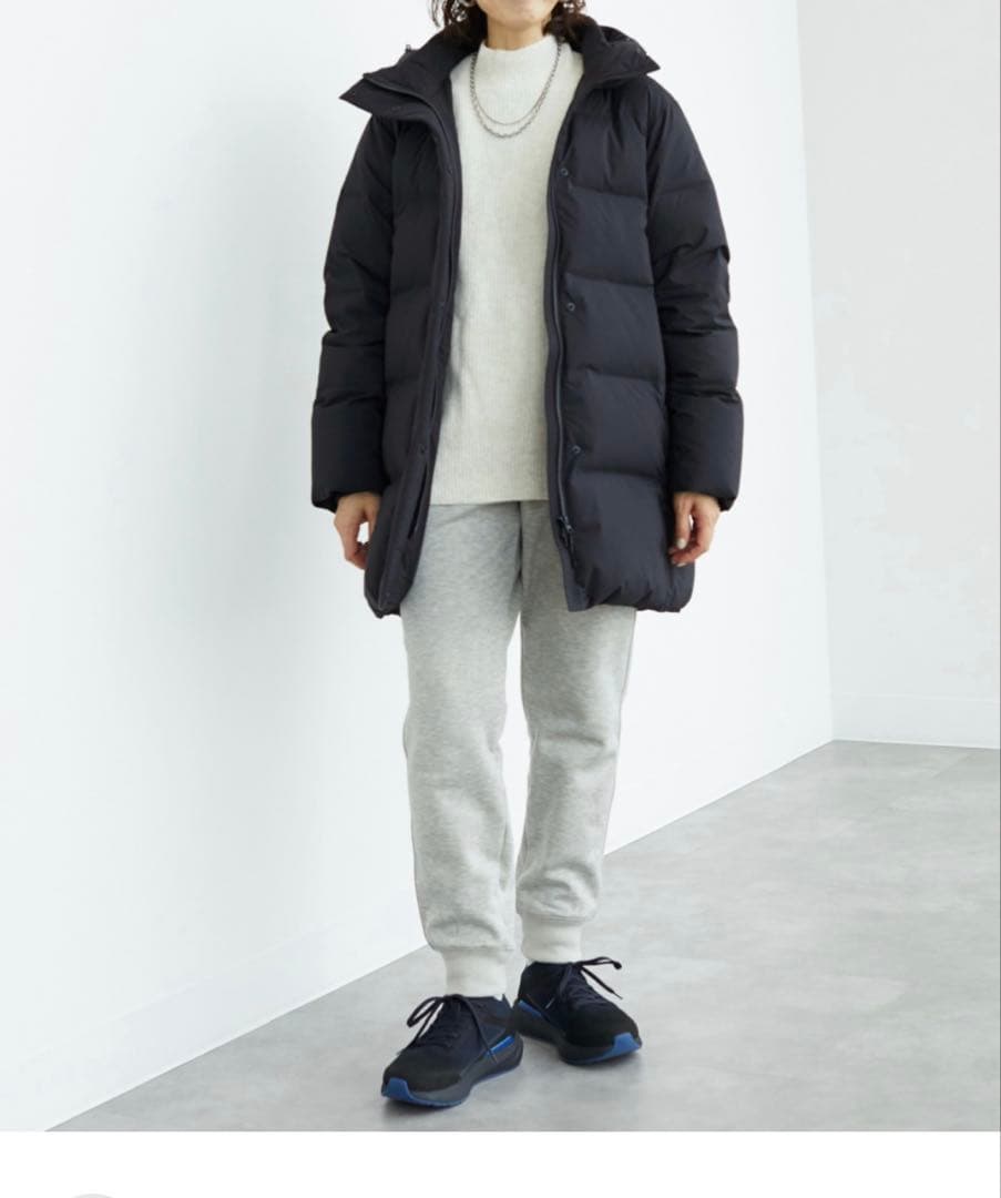 ユニクロシームレスダウンショートコート XL ブラック2026年購入