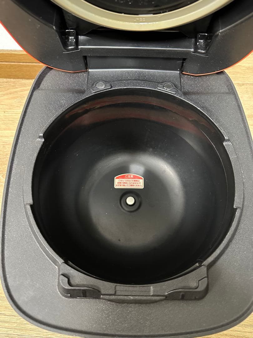 タイガー圧力IH炊飯ジャー炊きたてJPB-G101