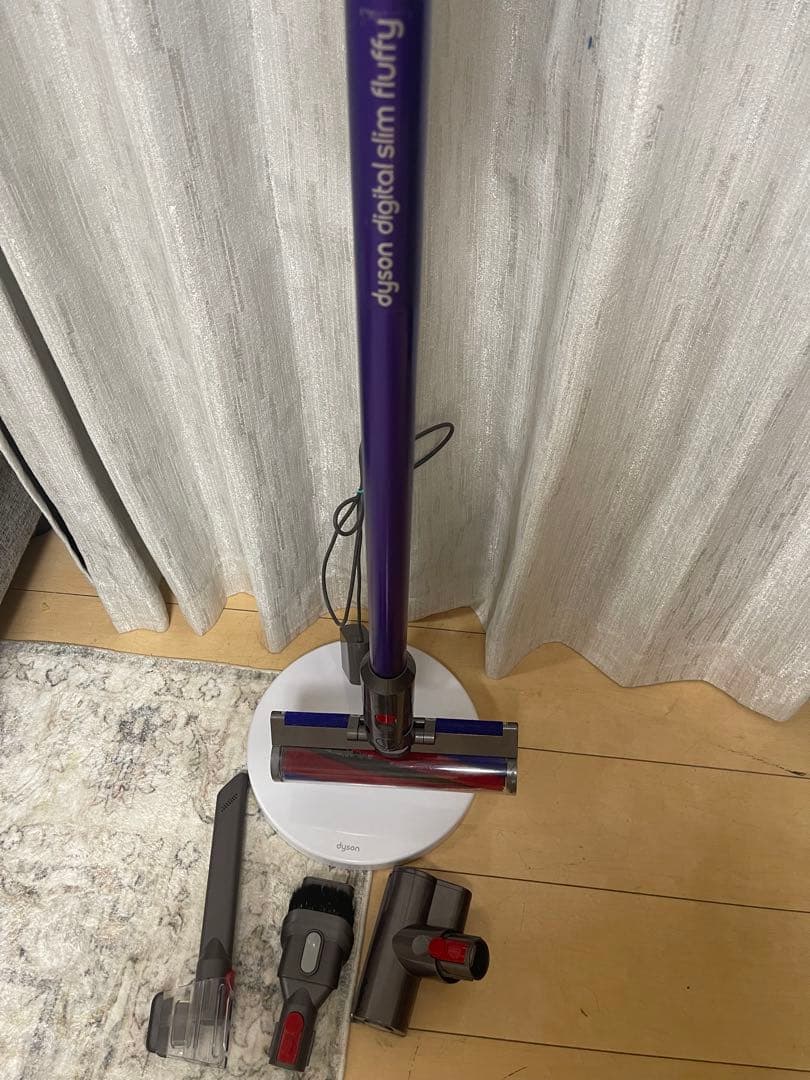 【美品】ダイソン digital slim SV18 スタンド付け