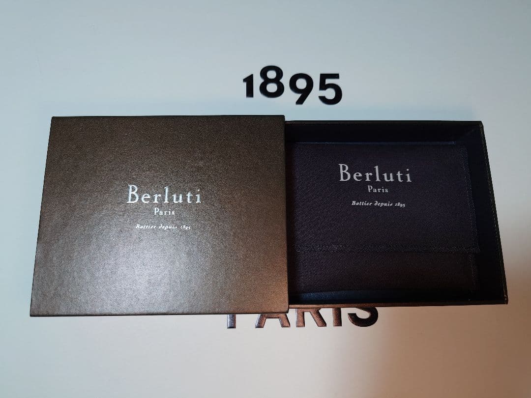 Berluti ブラウン ケース
