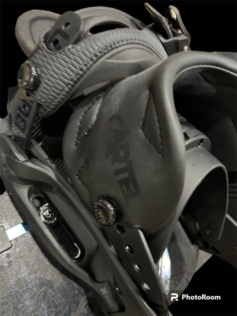 BURTON×BURTONカーテル　高級　チャンス こやま