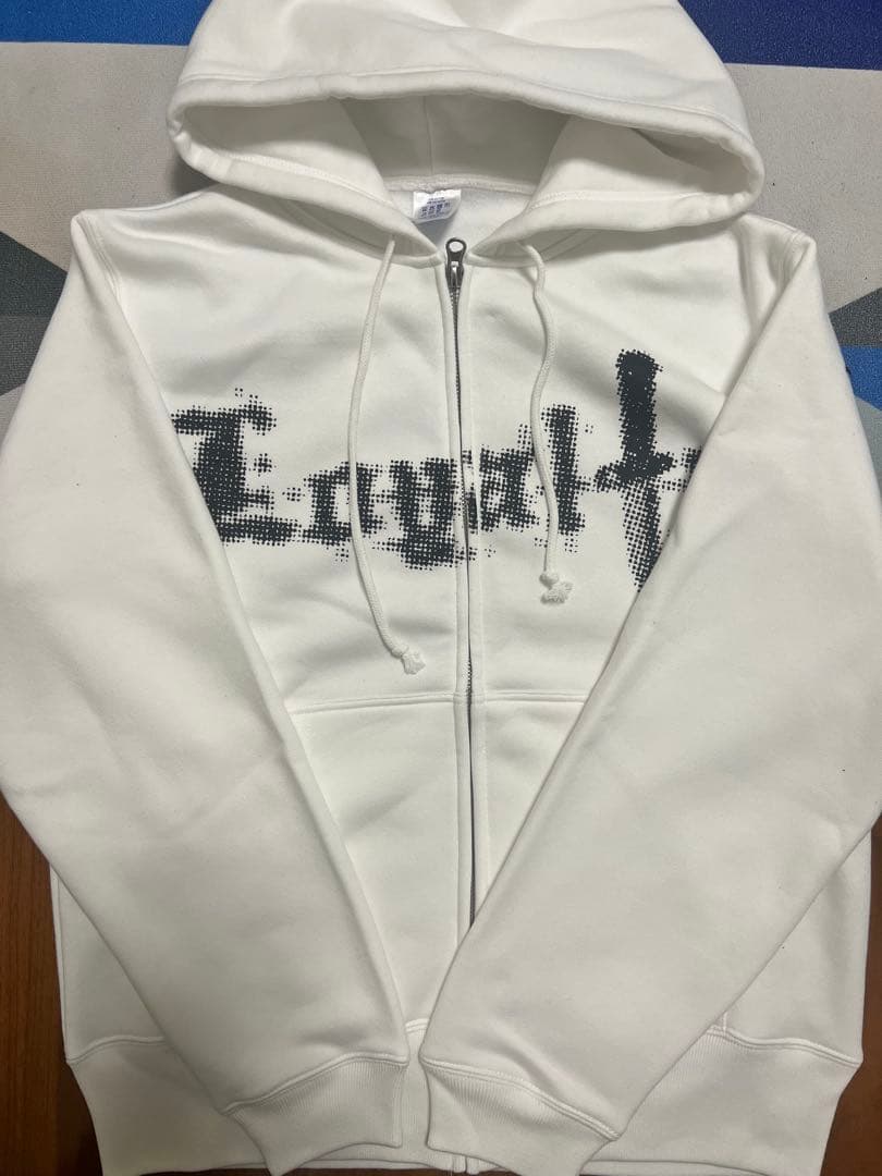 トップス ENDLESS MAD