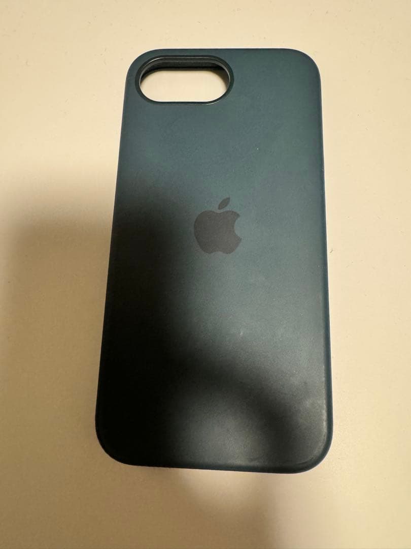 【美品】Apple iPhone16e ブラック128GB