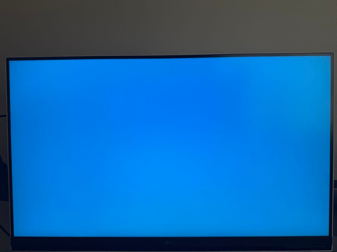 4K LGスマートモニター 32SQ730S-W webOS22モニターアーム無