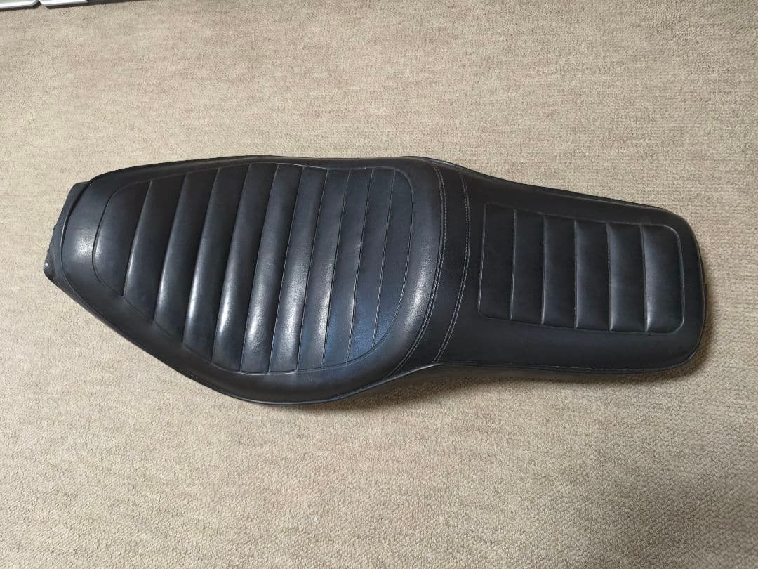 ハーレーダビッドソン　ショベル　シート　ヴィンテージ　FXE FXS