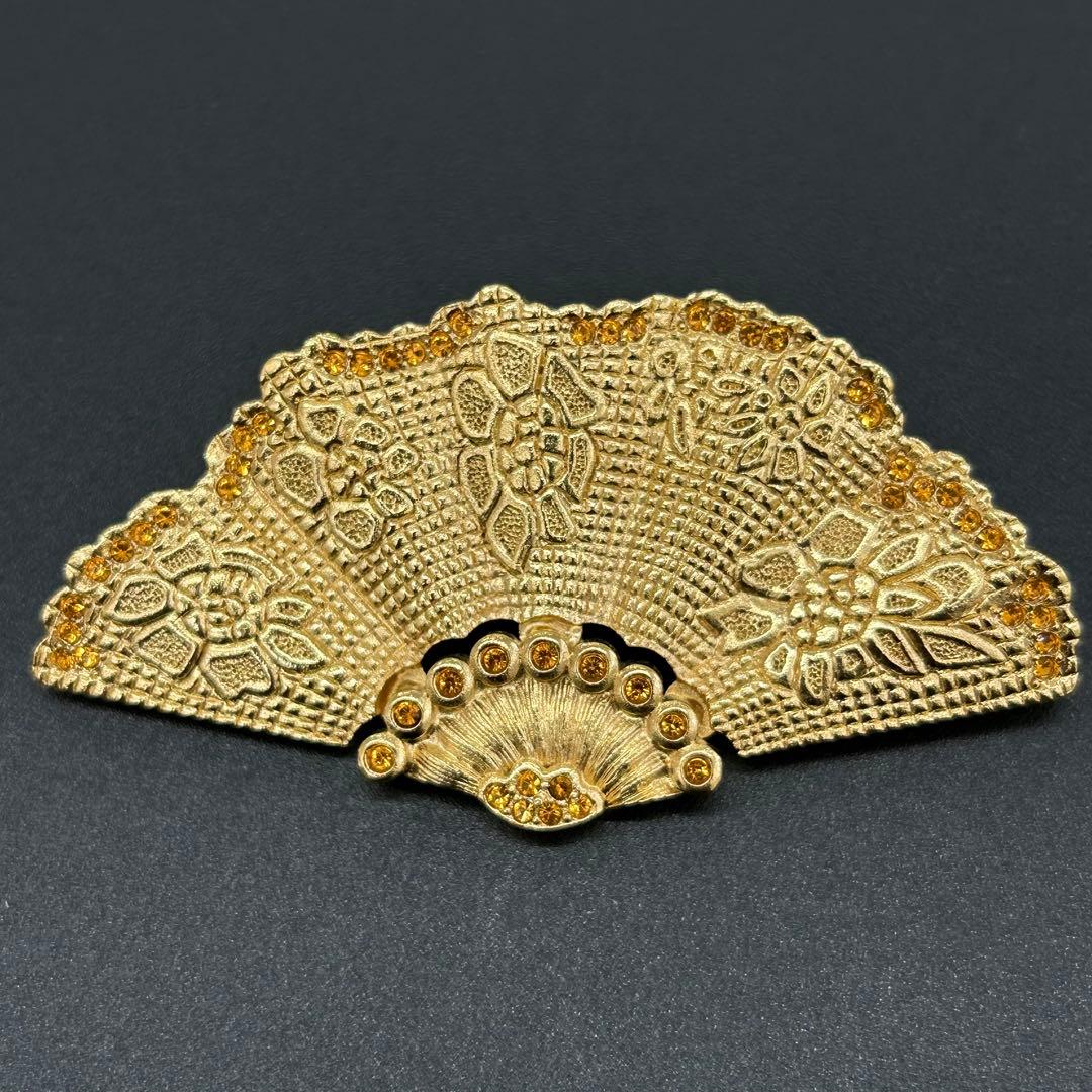 クリスチャン ディオール　ヴィンテージ ゴールデン メタル ファン ブローチ