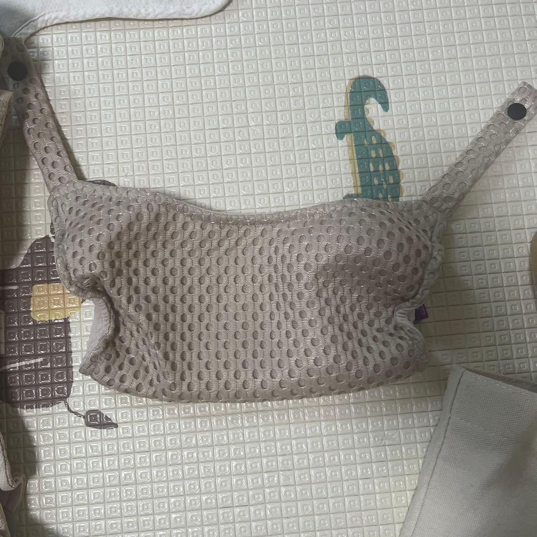 べべスワン抱っこ紐 ベージュ メッシュ