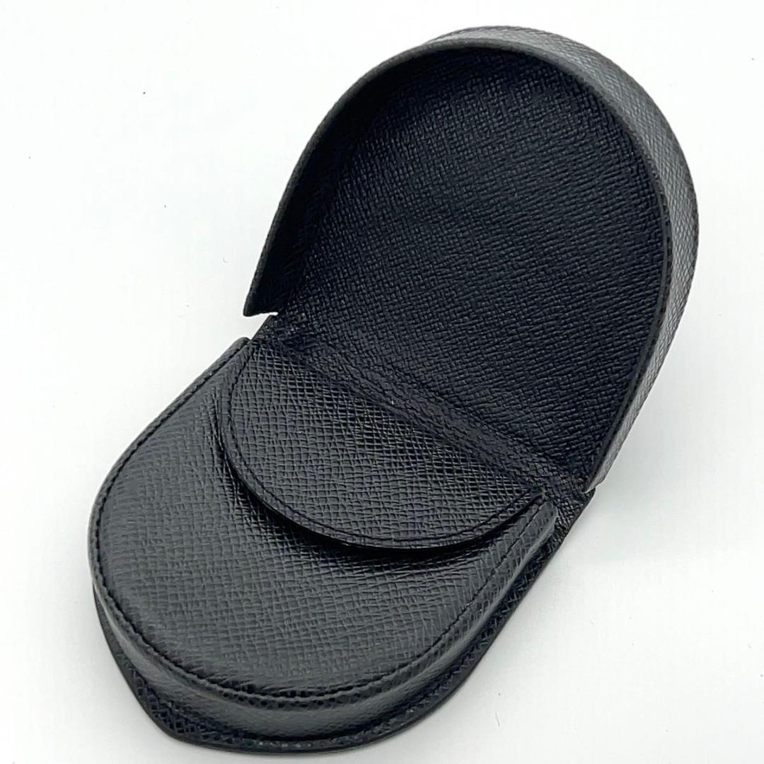 ルイヴィトン 小銭入れ タイガ ポルトモネ キュヴェット 黒 ブラック 馬蹄形