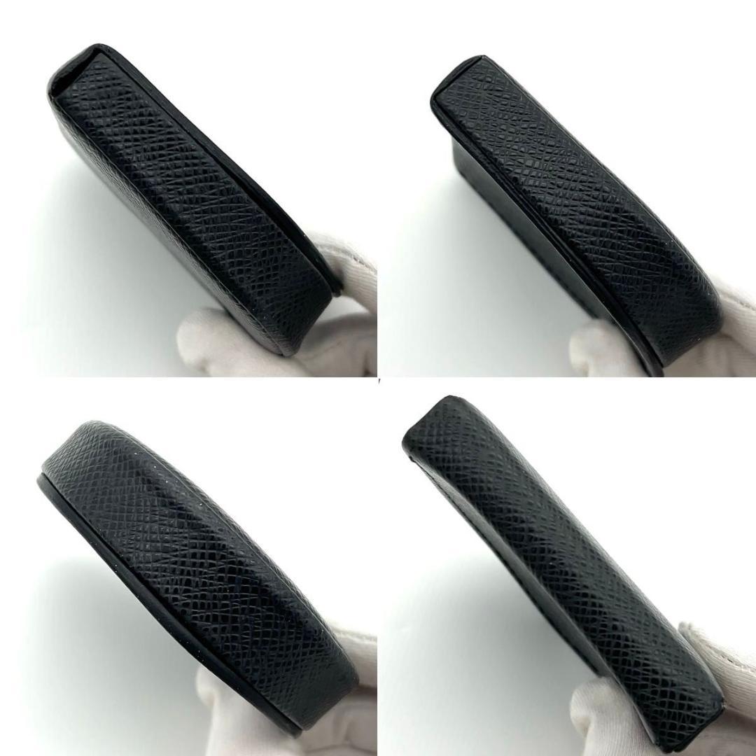 ルイヴィトン 小銭入れ タイガ ポルトモネ キュヴェット 黒 ブラック 馬蹄形