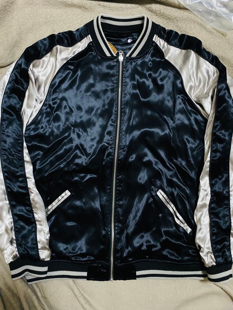 絡繰魂 美品 ２面用 狼月 日本限定版 スカジャン レーヨン unisex