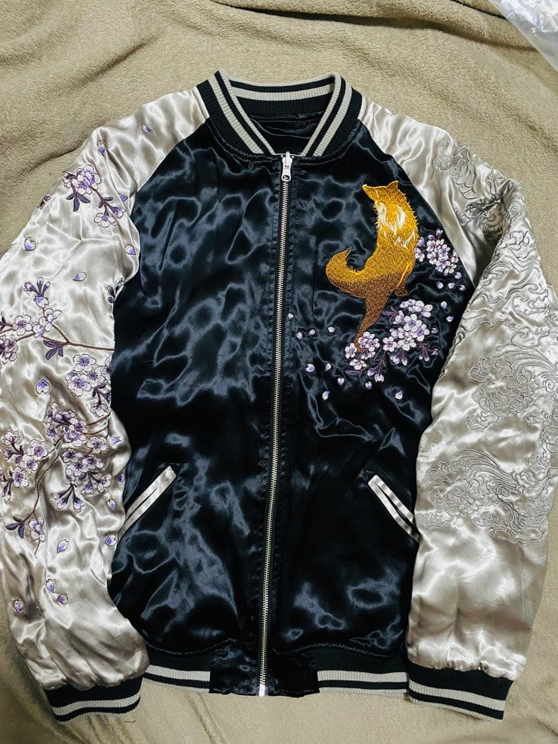 絡繰魂 美品 ２面用 狼月 日本限定版 スカジャン レーヨン unisex