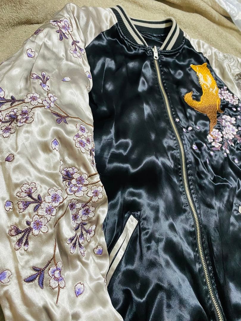 絡繰魂 美品 ２面用 狼月 日本限定版 スカジャン レーヨン unisex