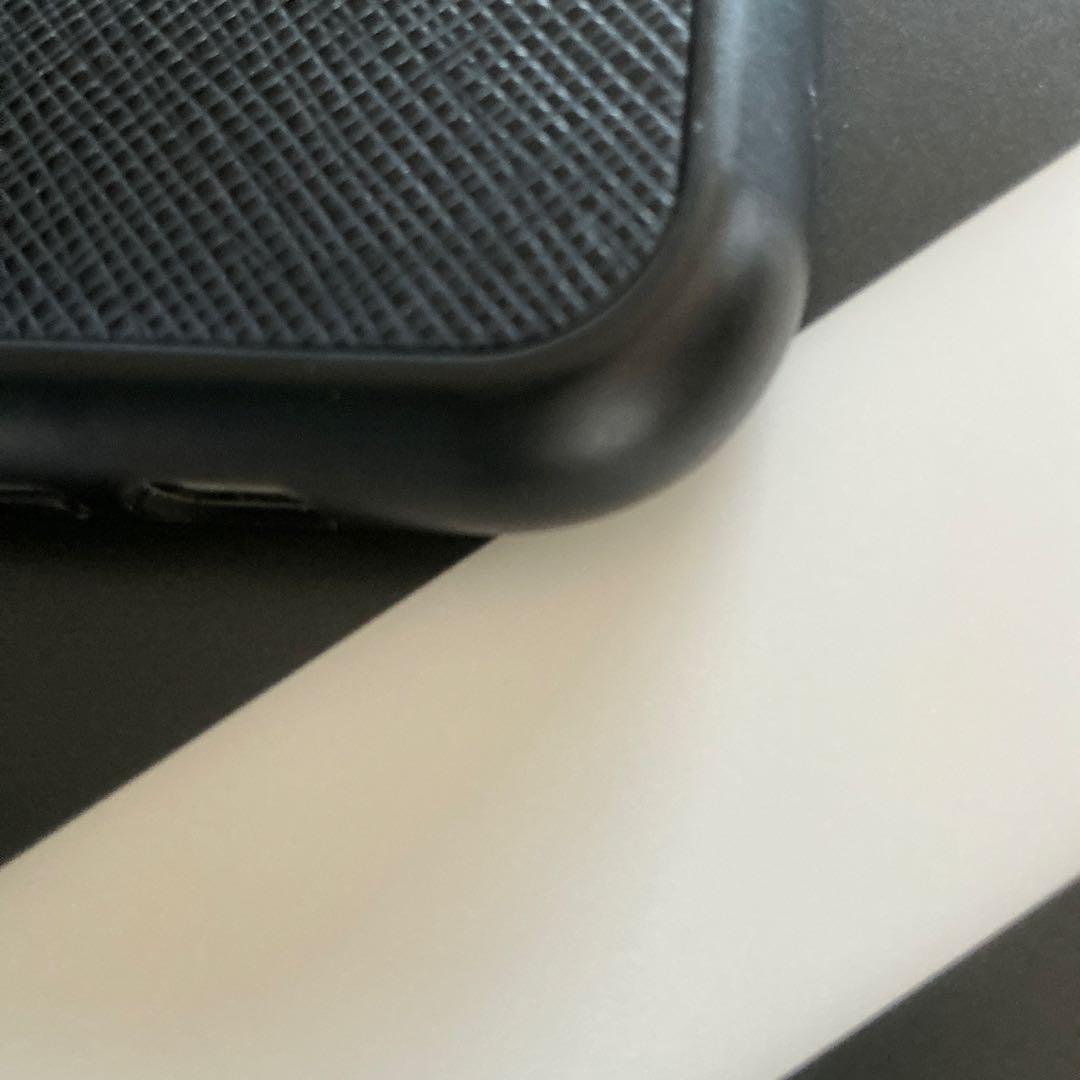 PRADA iPhone 11 ケース ブラック　プラダ　中古美品