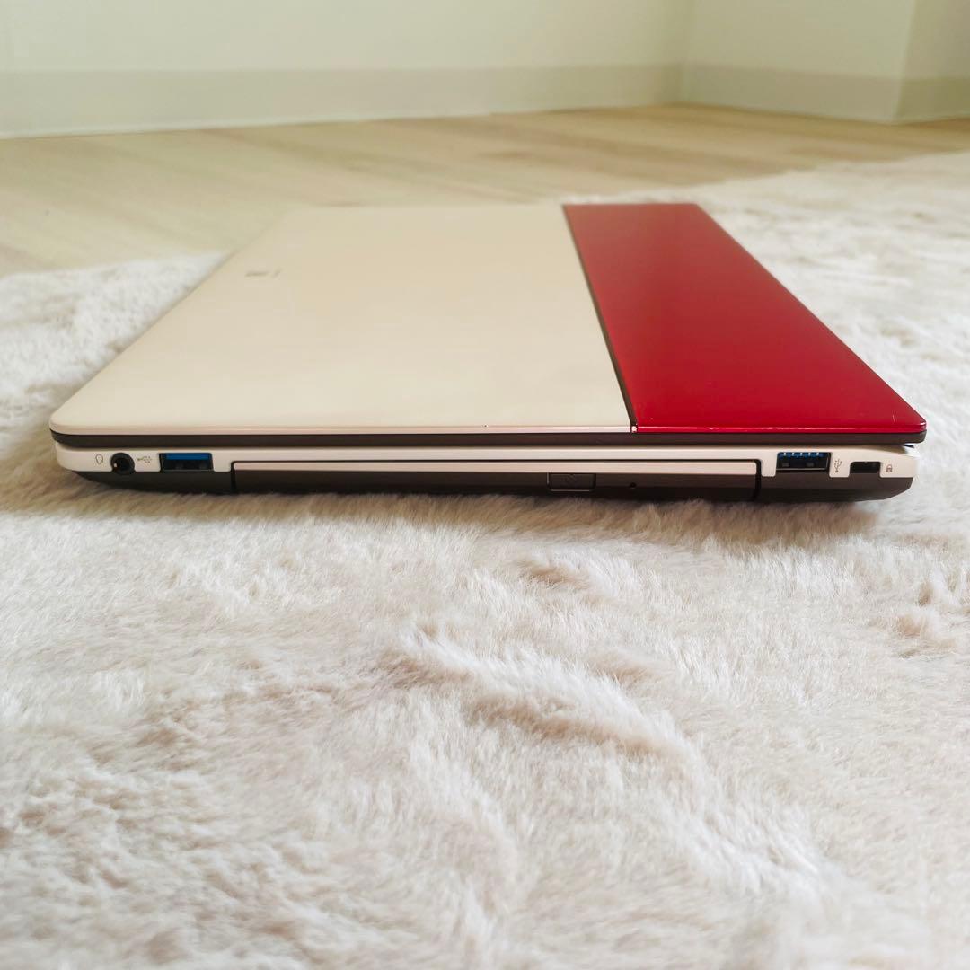 【美品】ෆ˚*かわいいノートPC floral kiss 富士通