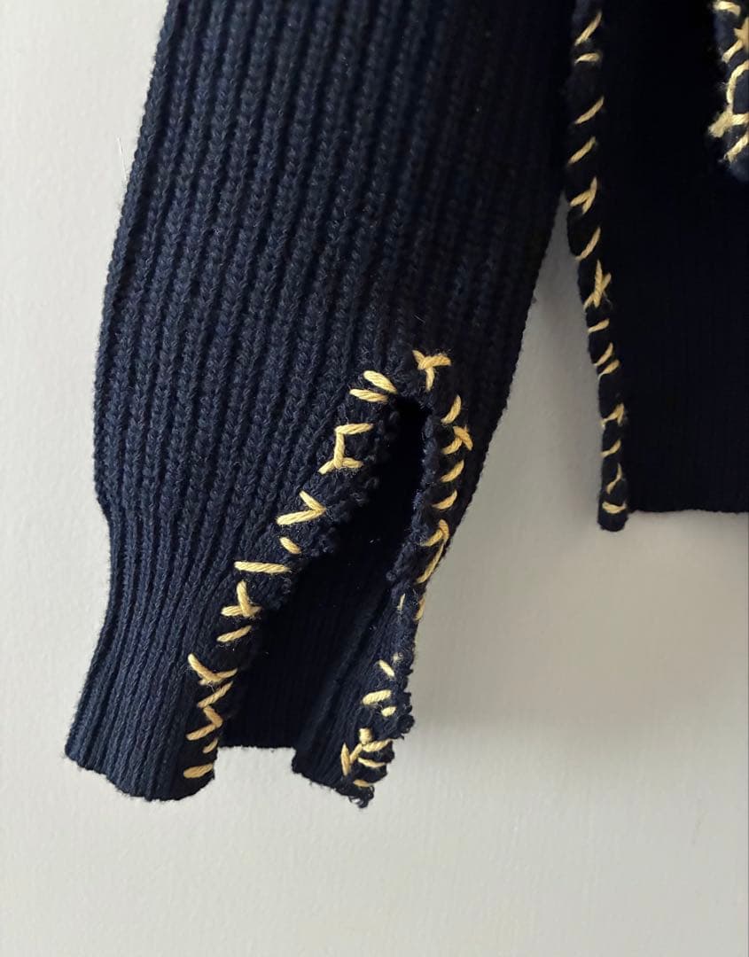 MARNI ブラック ステッチデザインニット