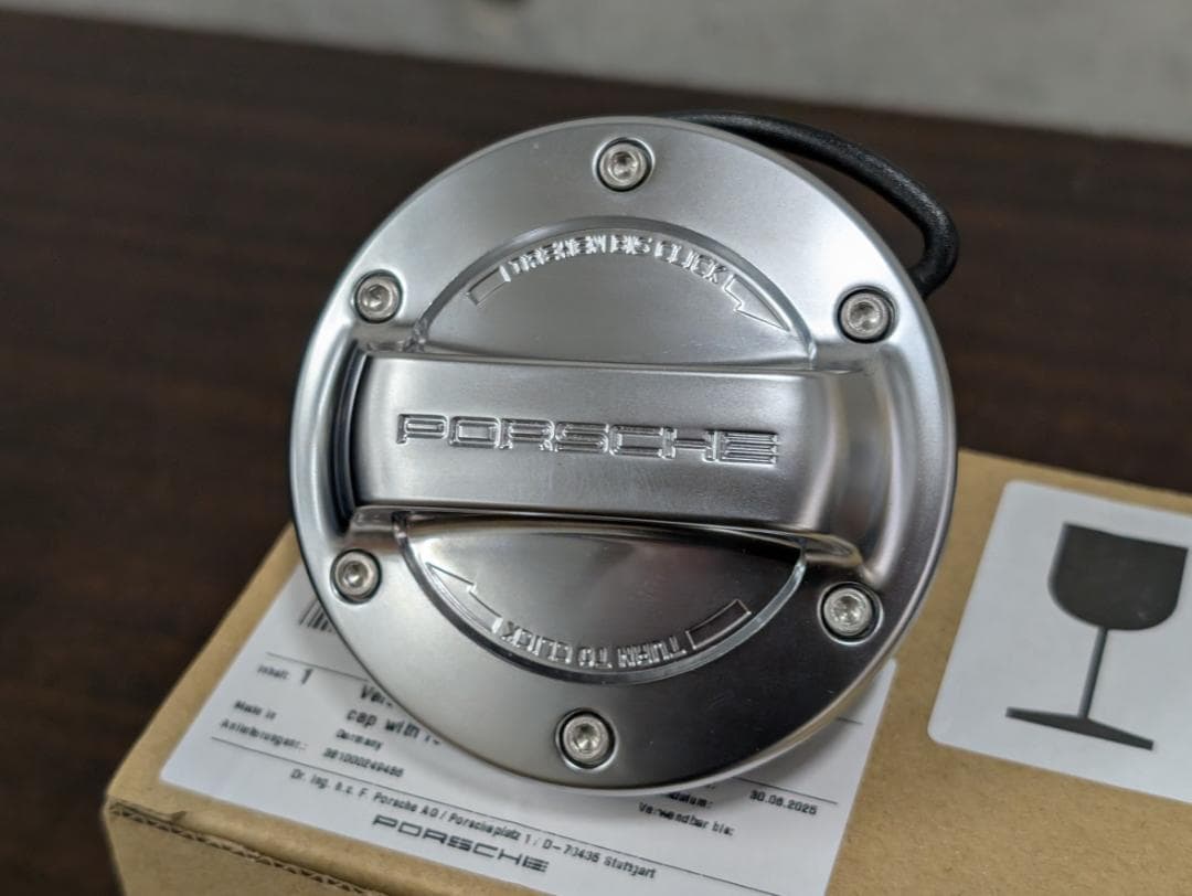 Porsche ポルシェ フューエルキャップ アルミルック マカン 911