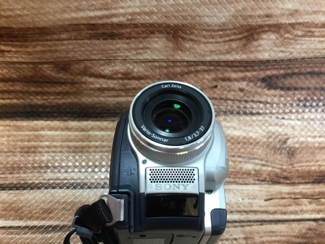 撮影再生ダビングOK　SONY　DCR-TRV27　付属品あり　液晶大画面