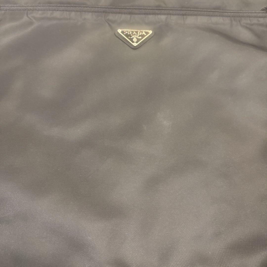 PRADA ブラックナイロントートバッグ