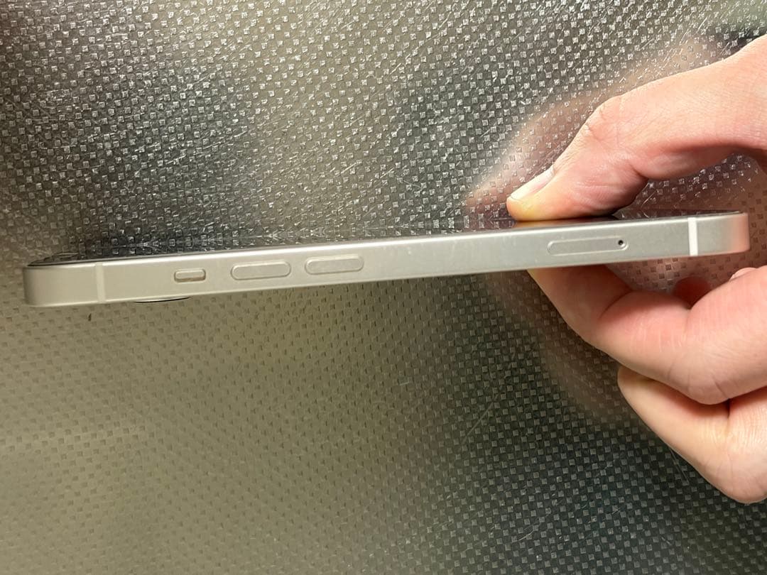 iPhone14 箱充電コード付き