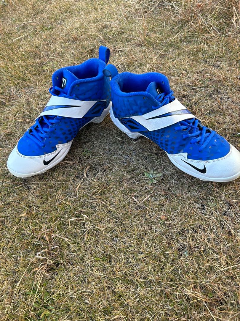 nike 野球　スパイク　トラウトモデル