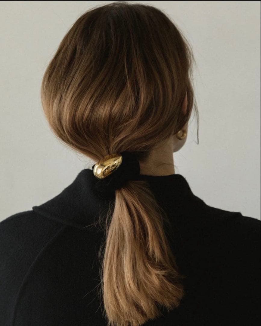 ★chma⭐︎ ★LETICIAエッグ ベルベット シュシュ ブラック