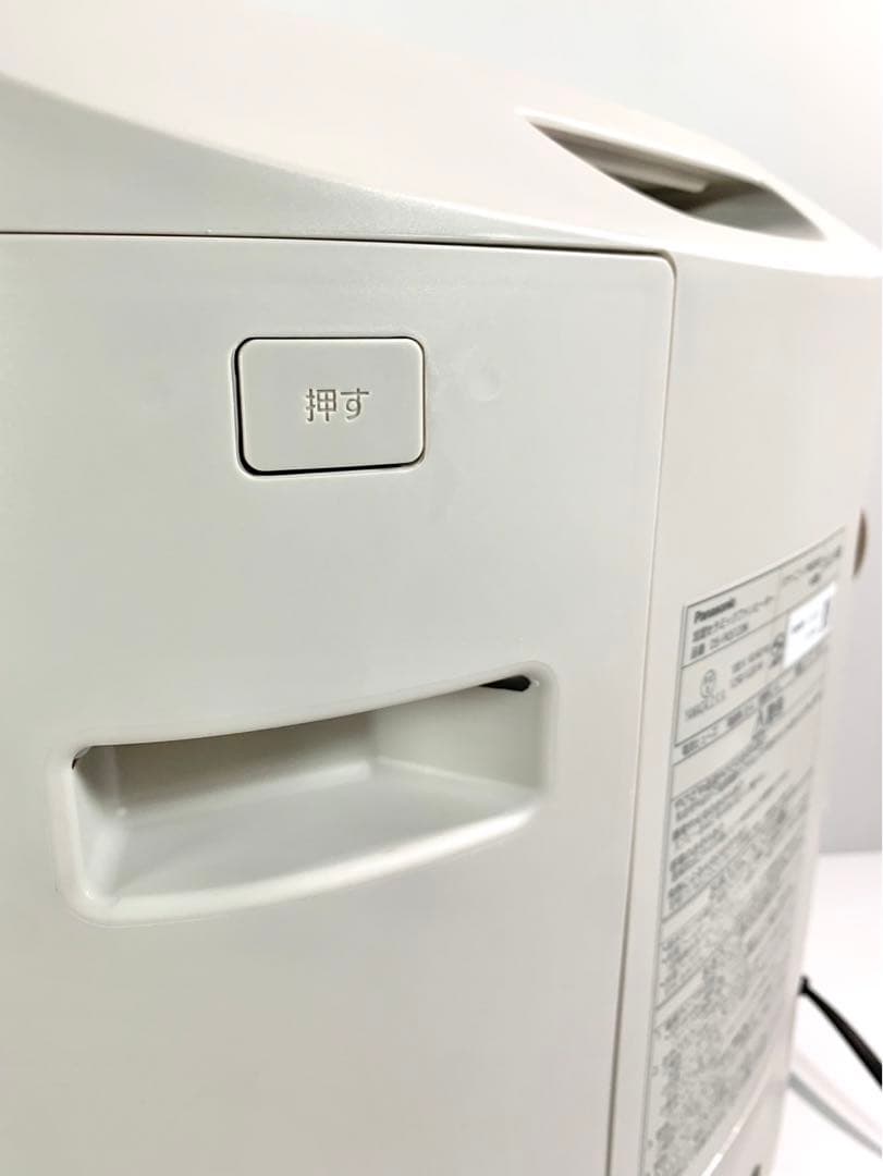 2022年製Panasonic加湿セラミックファンヒーター DS-FKS1206