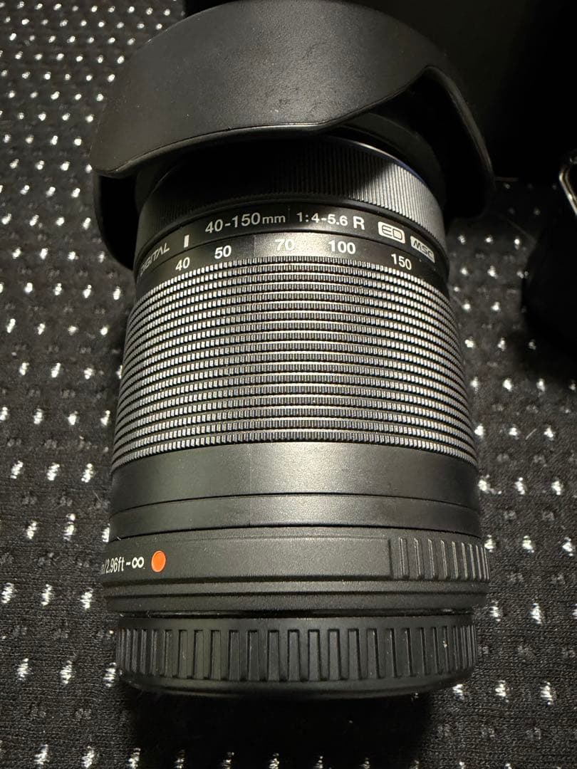 美品OLYMPUS OM-D E-M10 Mark III ダブルズームキット