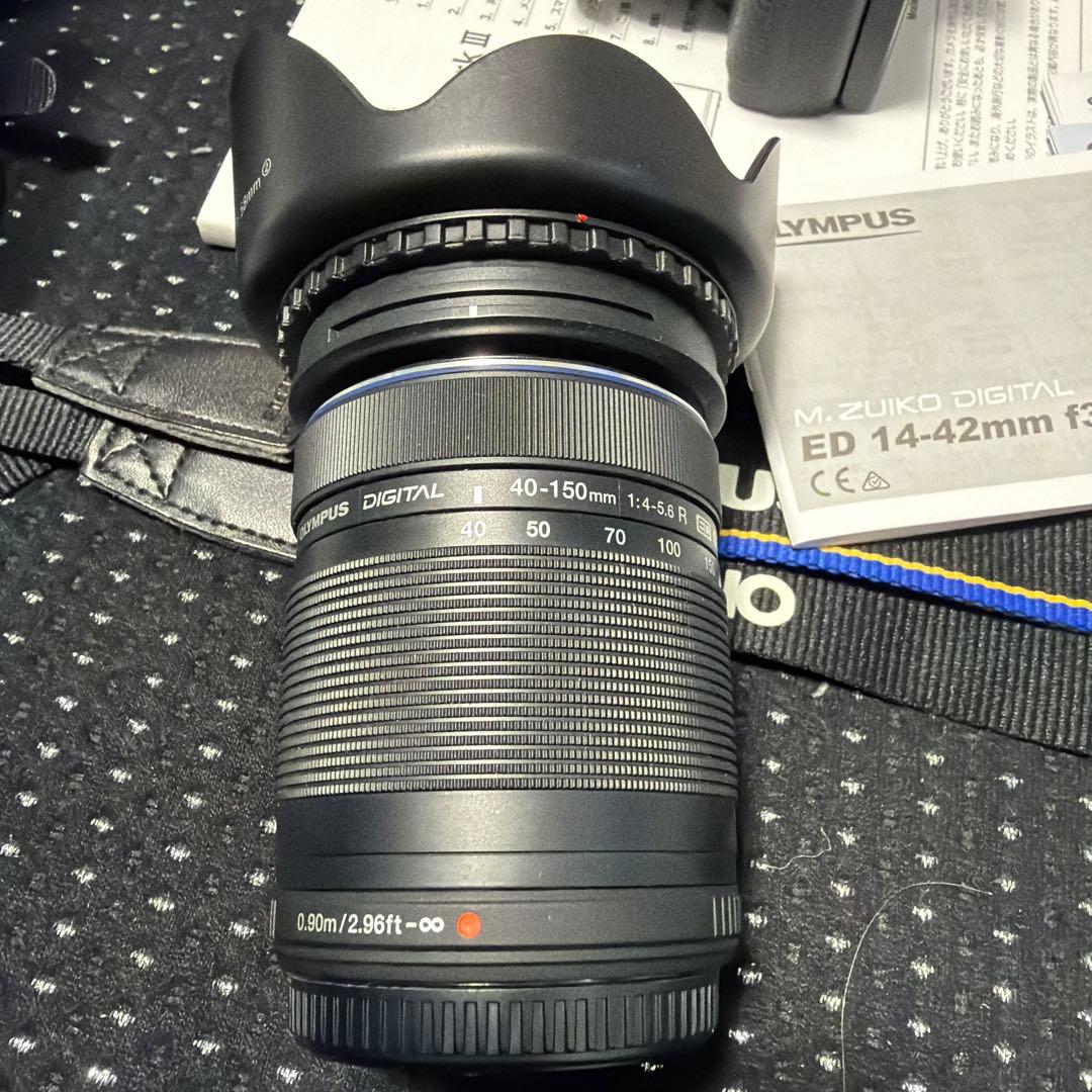 美品OLYMPUS OM-D E-M10 Mark III ダブルズームキット