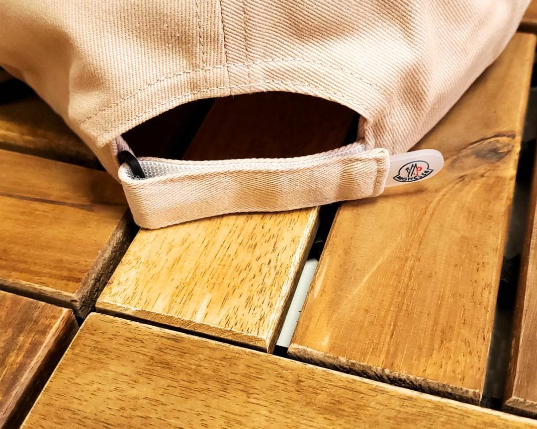 ペコ★新品 タグ付 モンクレールキッズ レディースOK キャップ Lサイズ