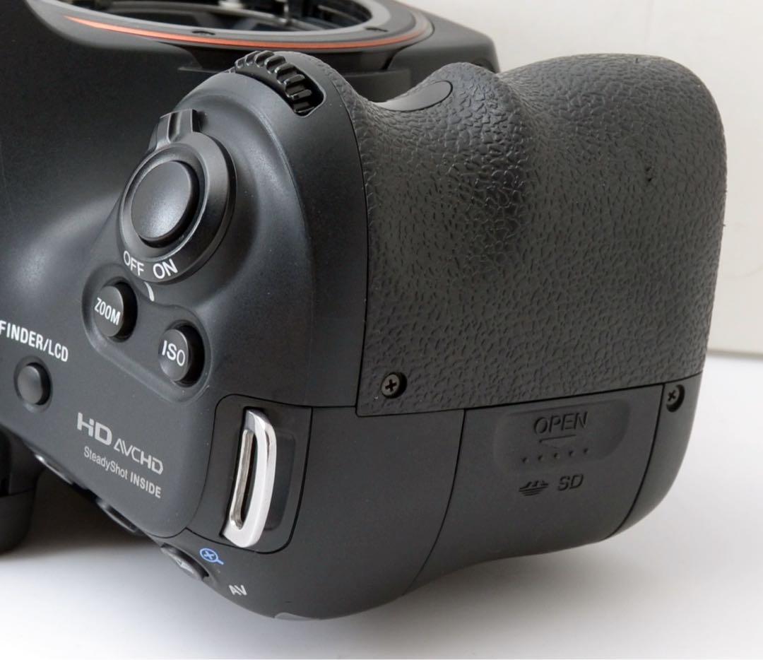 S数約2620回！SONY α58★トリプルレンズ★転送★カメラバック付き