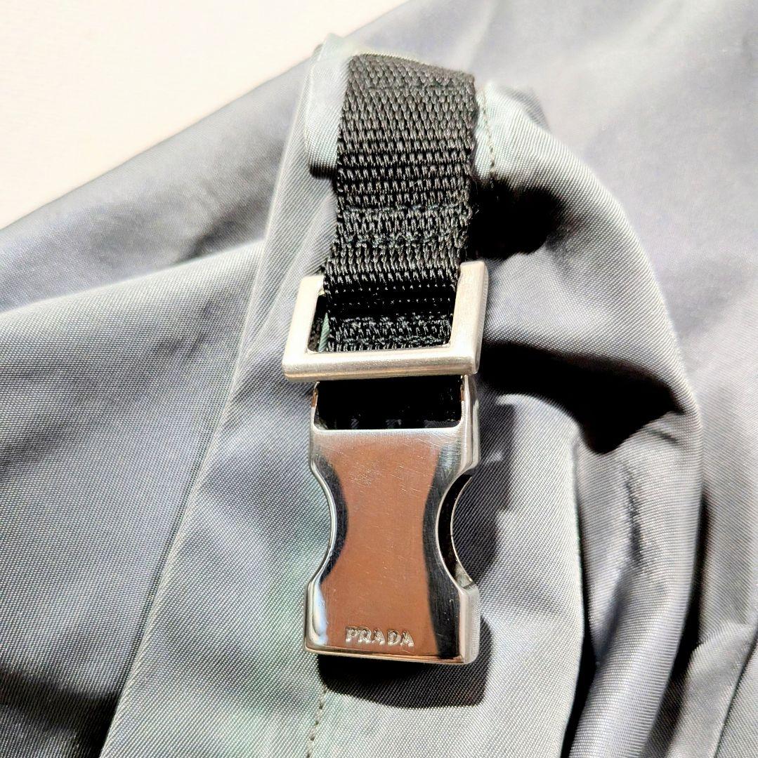 PRADA プラダ 筒型 ショルダーバッグ ナイロン カーキ