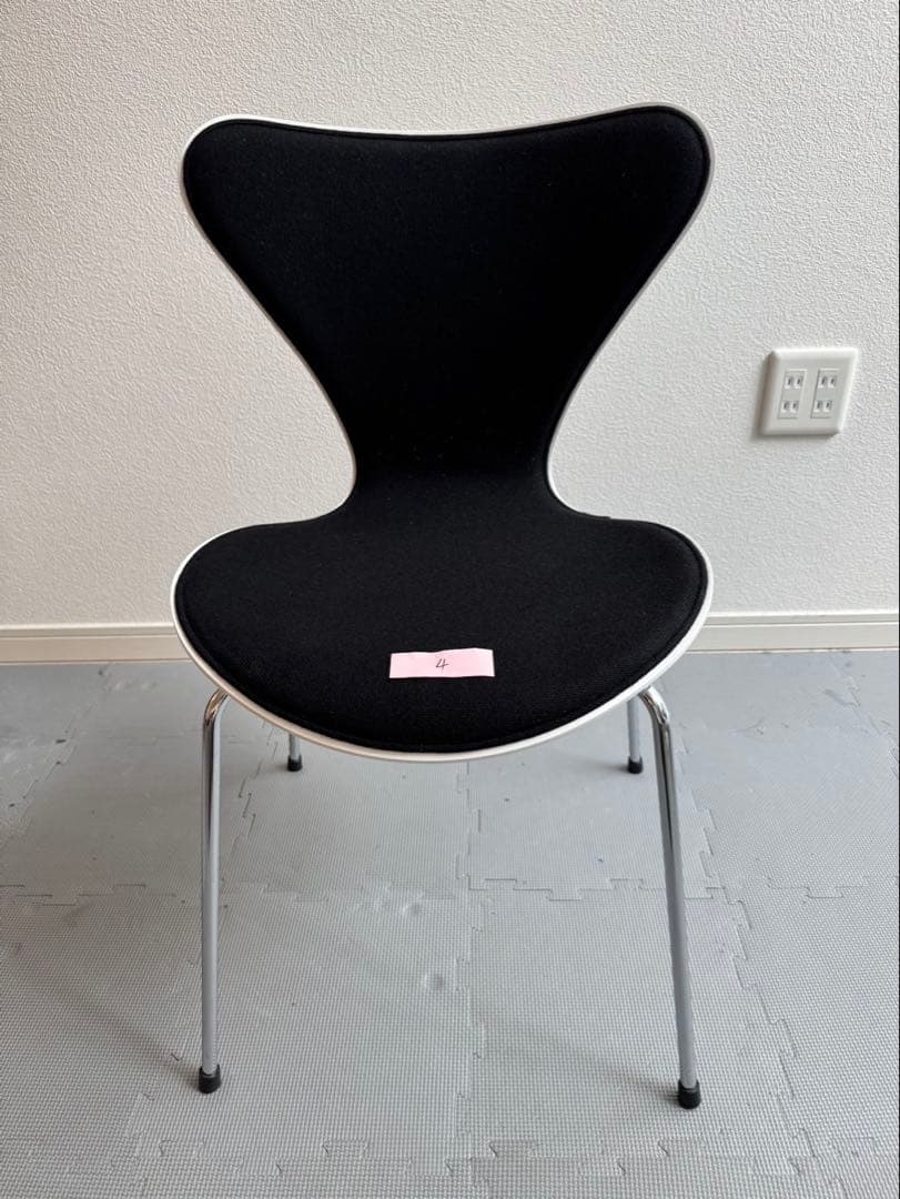 ④ UNA　フリッツハンセン・セブンチェア（1脚の価格です）