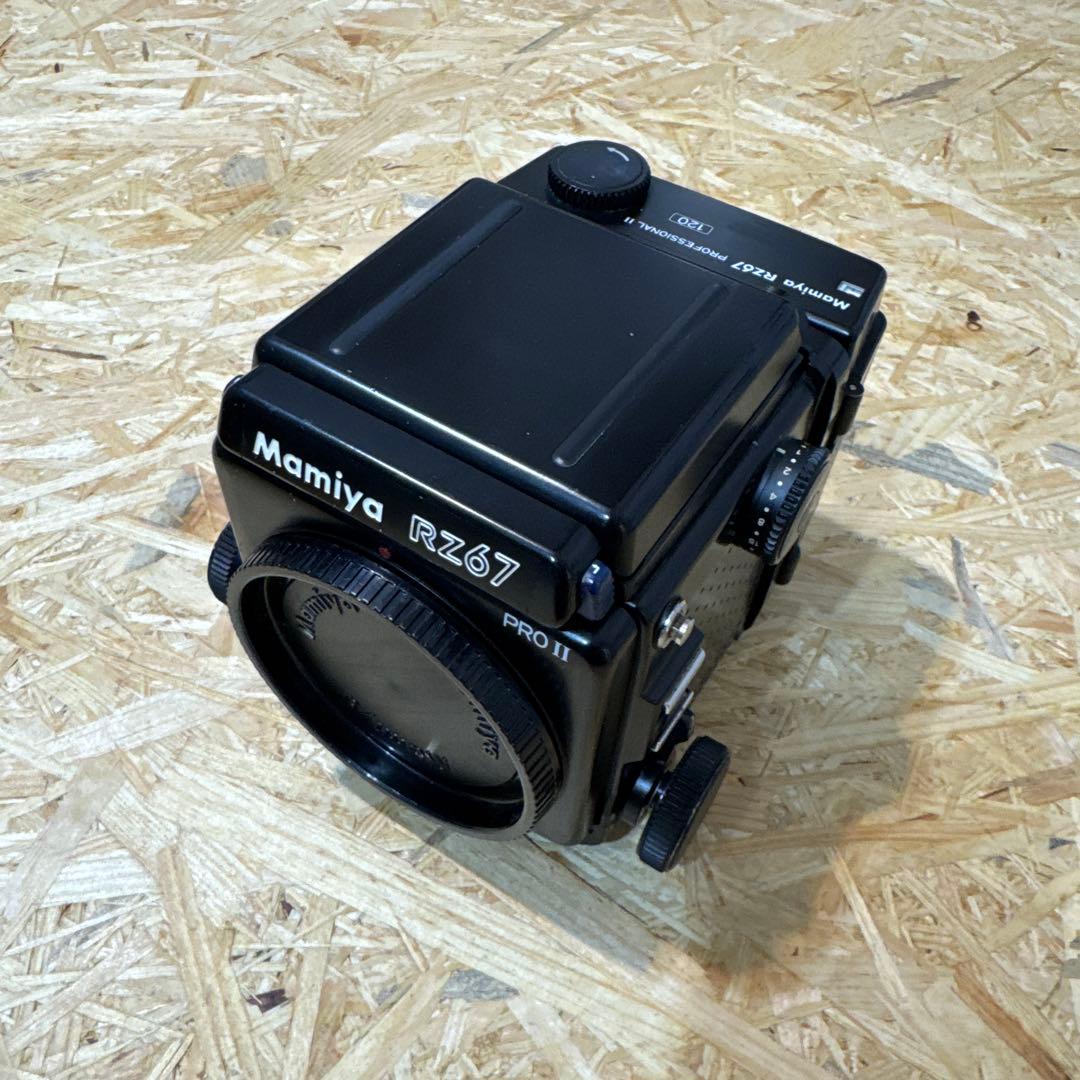 Mamiya RZ 67 ボディー + 120ロールフィルムホルダー/ SET