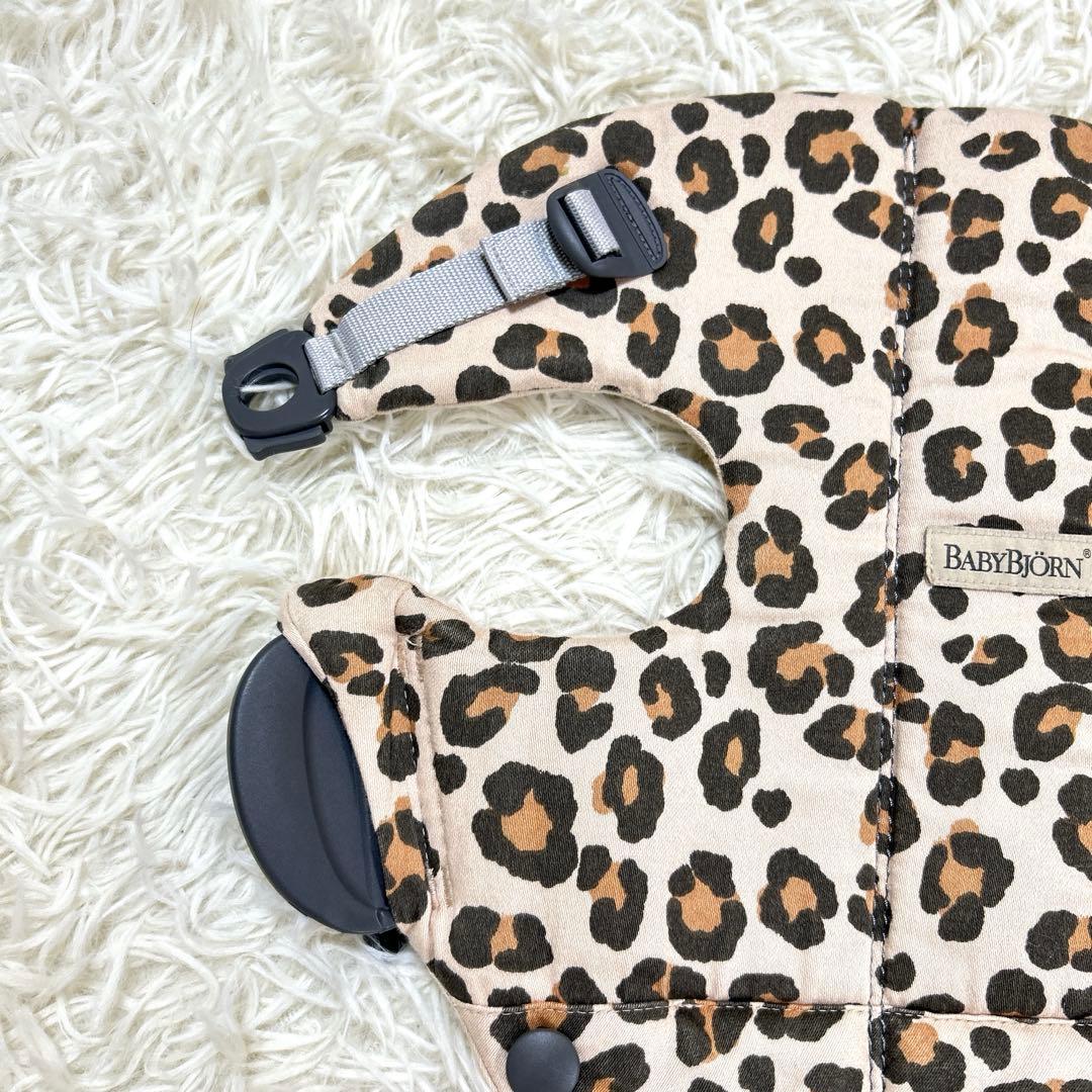 ベビービョルン 抱っこ紐 レオパード柄 ベビーキャリアミニ 新生児～1歳 簡単
