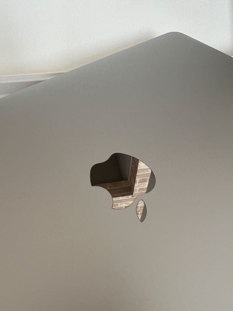 MacBook Pro 13インチ 2016年モデル／タッチバー付き【ジャンク】