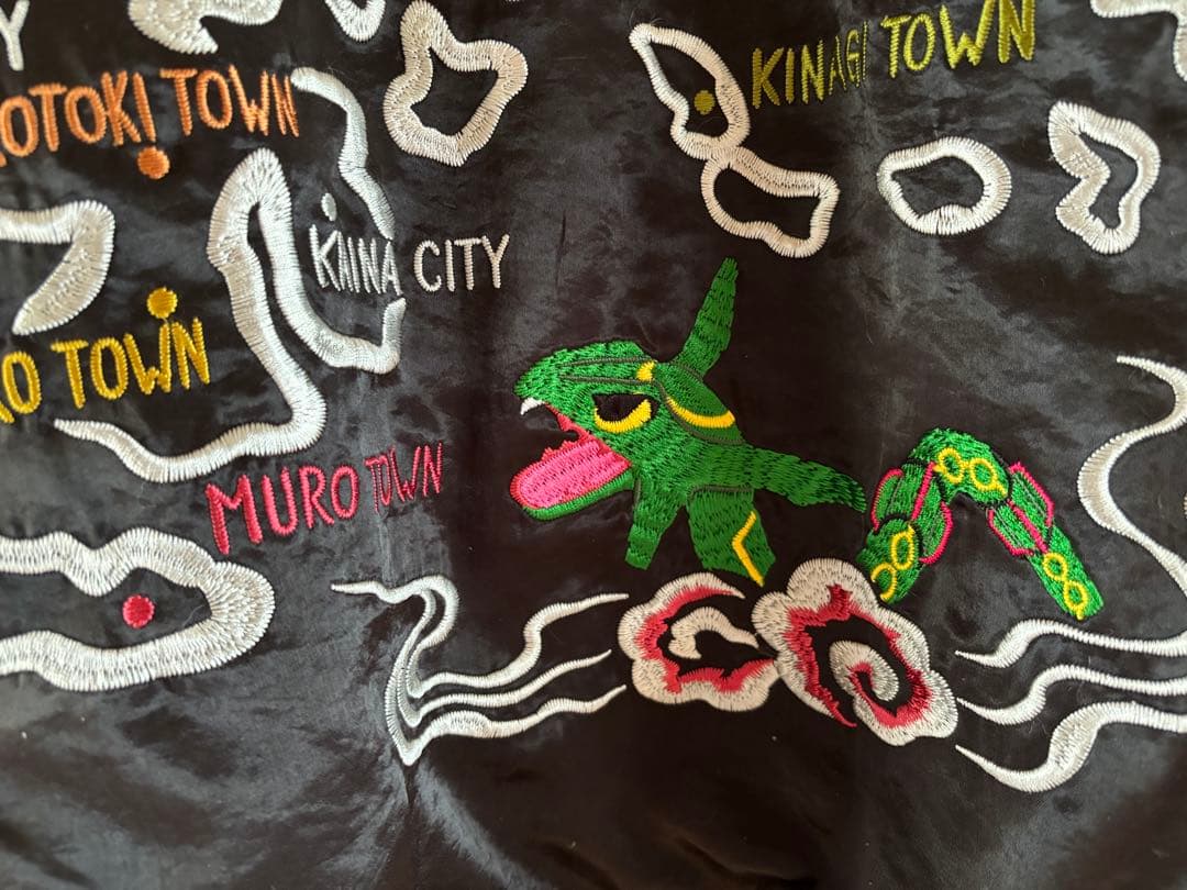 ポケモン　スカジャン　レックウザ pokemon time