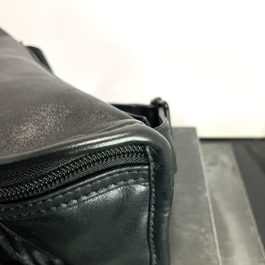 【超希少】【TUMI】トゥミ　ボディバッグ　ウエストバッグ　レザー　ブラック