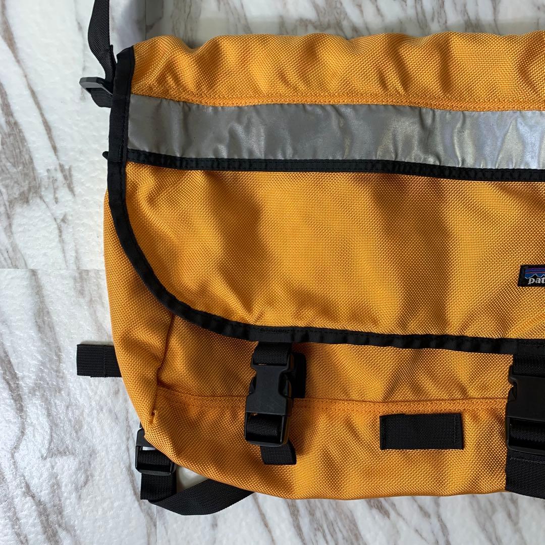 美品 USA製 patagonia ハーフマス メッセンジャーバッグ sp01