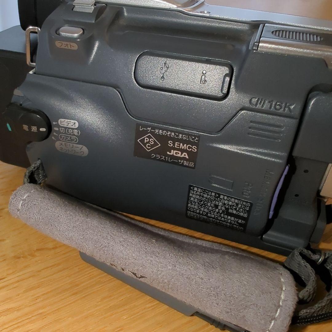 ソニー ハンディカム DCR-TRV70 【動作品・美品】