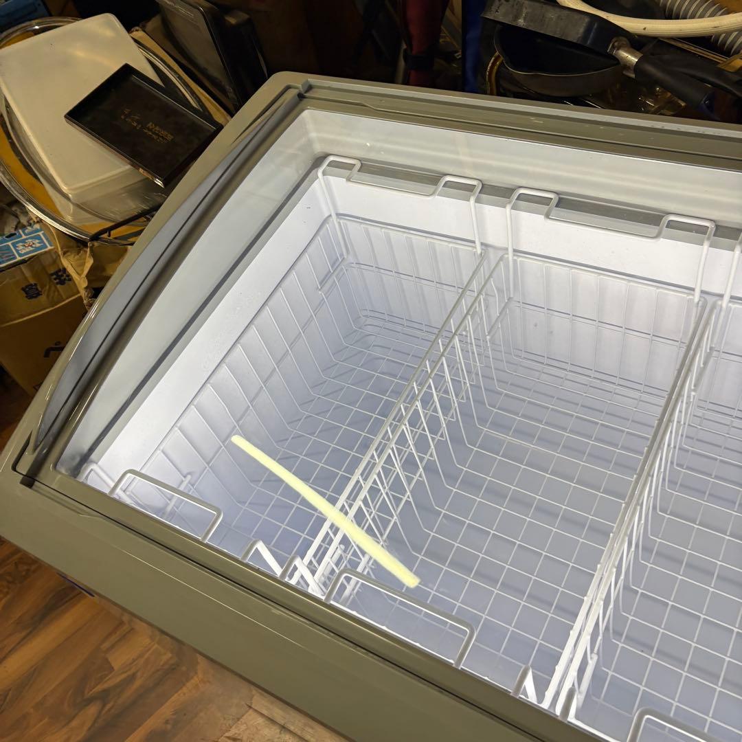 ⑤24年購入品　業務用330L冷凍ショーケース　JCMCS-330L