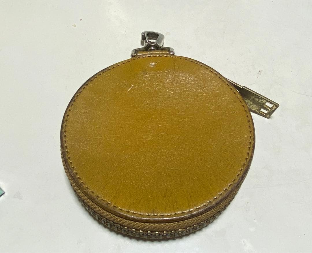 ブラックミーンズの小銭入れです