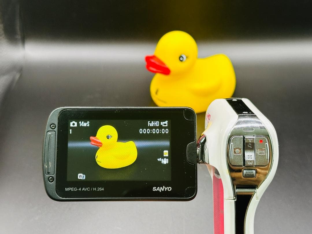 【美品/希少品】SANYO Xacti DMX-CA100 防水 ピンク 動作品