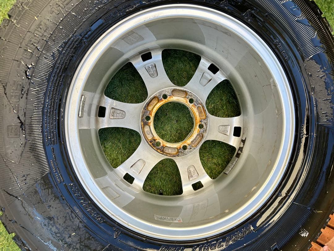 265/70R17　KEELER　スタッドレス　アイスナビSUV　サーフ　プラド