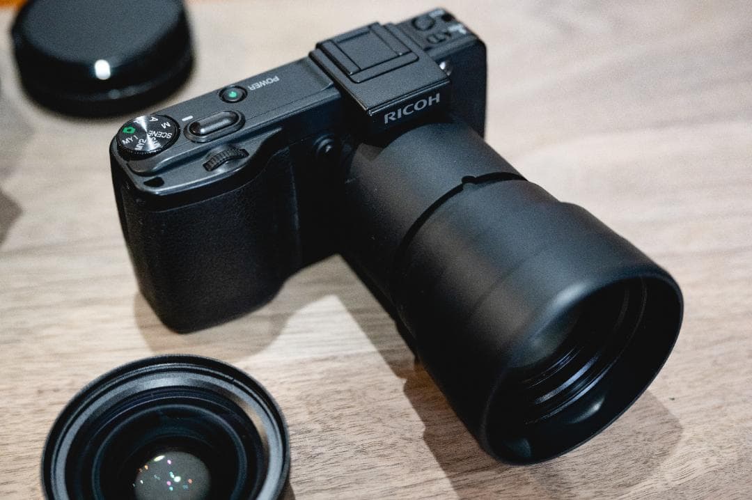 RICOH リコーGX200 オプションレンズ2本付き