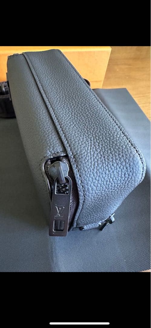 K⭐︎【未使用級極美品】LOUIS VUITTON アルファ・ウェアラブル