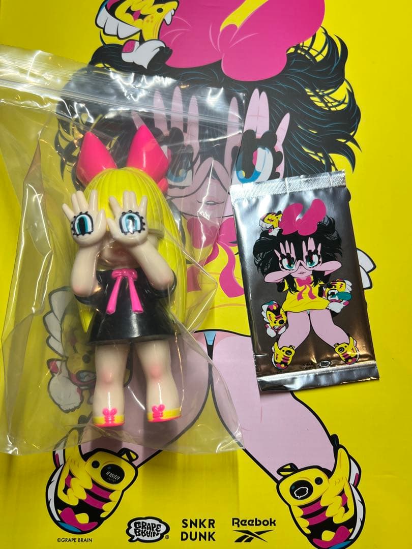 (黄)ReebokGRAPE BRAIN SNKRDUNKにぎるちゃんソフビ