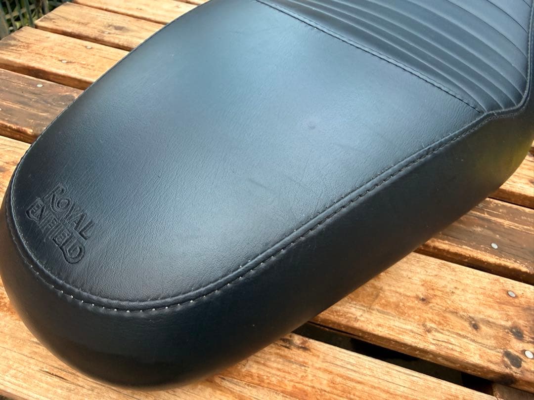  Enfield ハンター350用 アンコ抜き純正シート