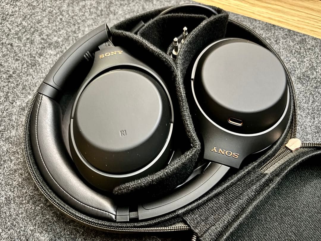 SONY ワイヤレスヘッドホン WH-1000XM4
