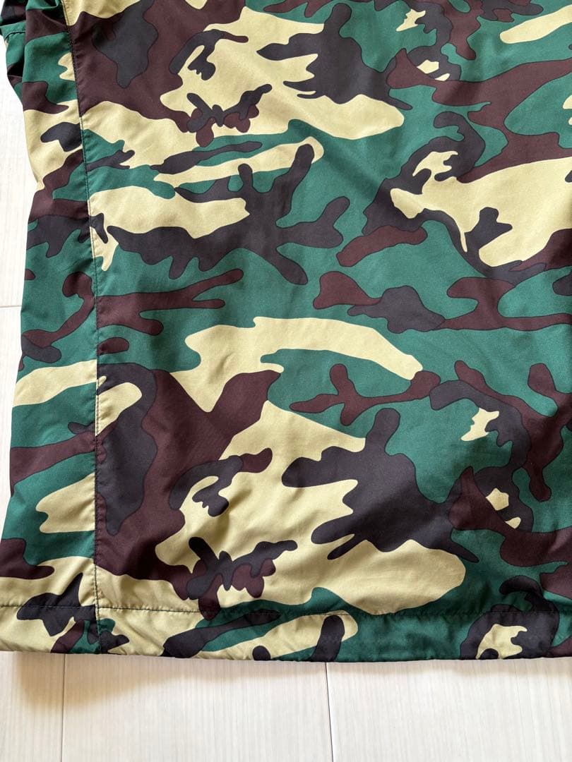 F.C.R.B. NIKE ブリストル　カモフラ　パーカー　Mサイズ